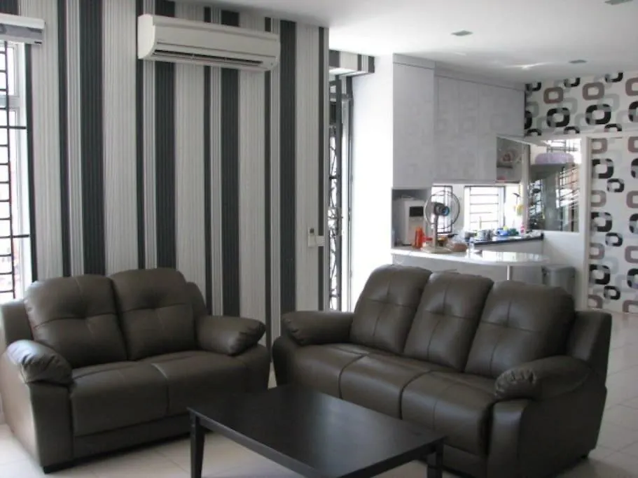 Private Jacuzzi Swimming Pool House Hotel Johor Bahru 0*,